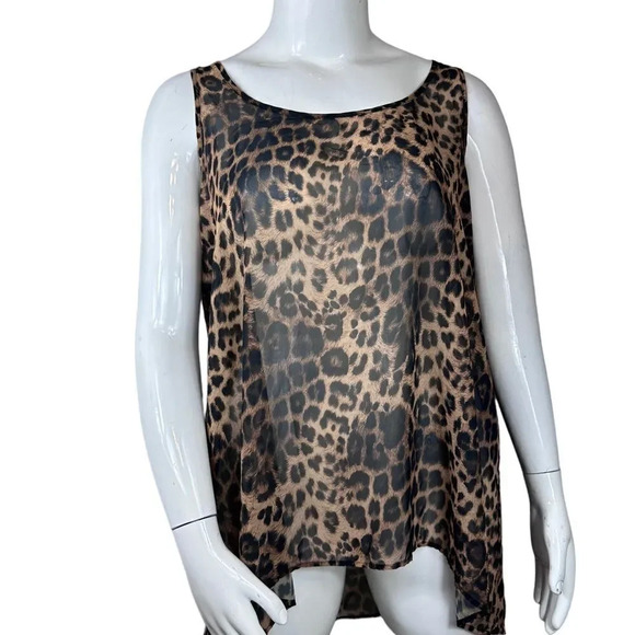 🔥 Host Pick 🔥 Torrid animal print semi sheet sleeveless tank top size 1X - Picture 2 of 8